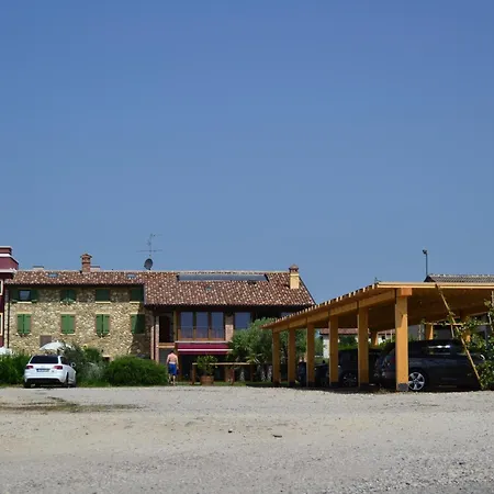 Çiftlik konaklama Le Campagnole *
